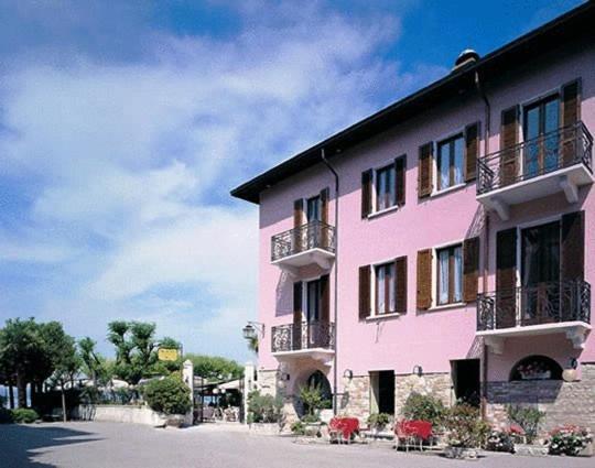 Hotel Pace Sirmione Esterno foto